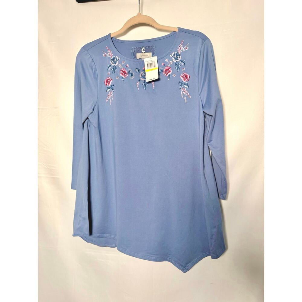 NWT Cupio Embroidered Shirt Asymmetrical Hem Periwinkle Cool Blue Fairy Medium